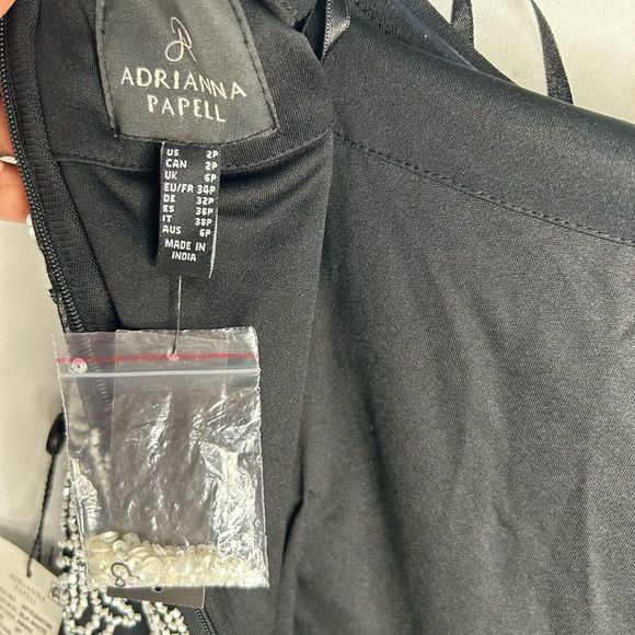 NWT Adrianna Papell Women’s Off Shoulder Fitted Beaded Dress. Black White. SZ 2P - Picture 11 of 15